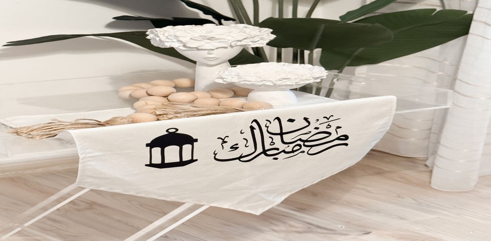 مفارش و تعليقات باب